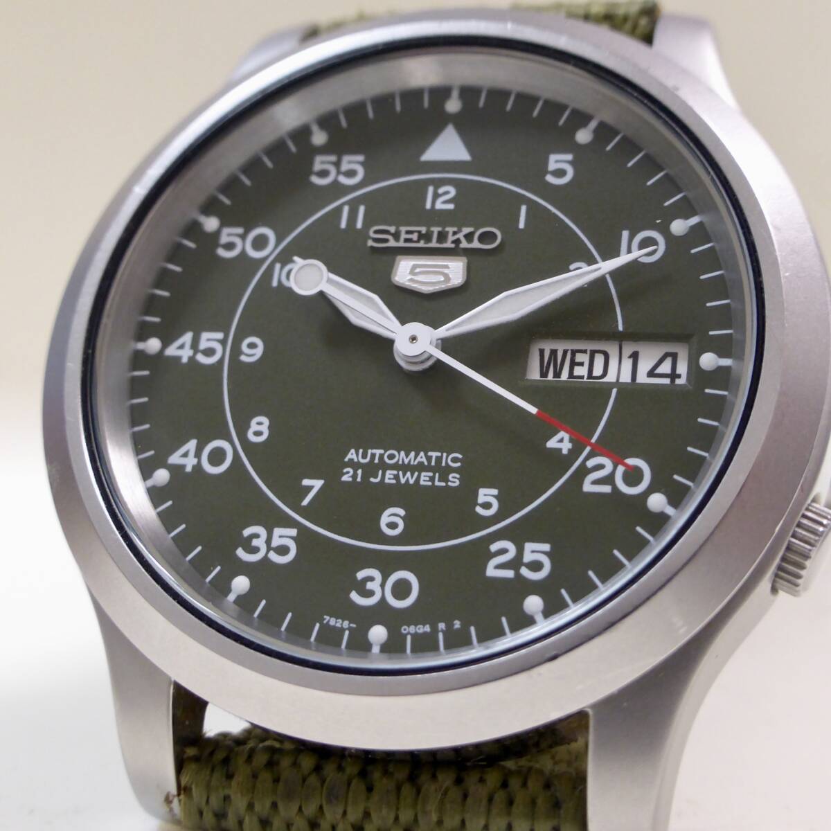 ♪SEIKO セイコー ミリタリーウォッチ military SEIKO 5 自動巻 7S26-02J0 裏スケルトン カーキ文字盤 極美品_画像6