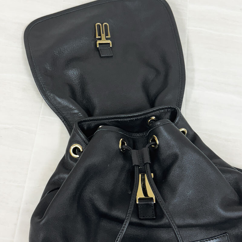 【T-22】中古　BALENCIAGA バレンシアガ　バックパック　420827　イタリア製　レザー　デイパック　リュック サック　黒　_画像5