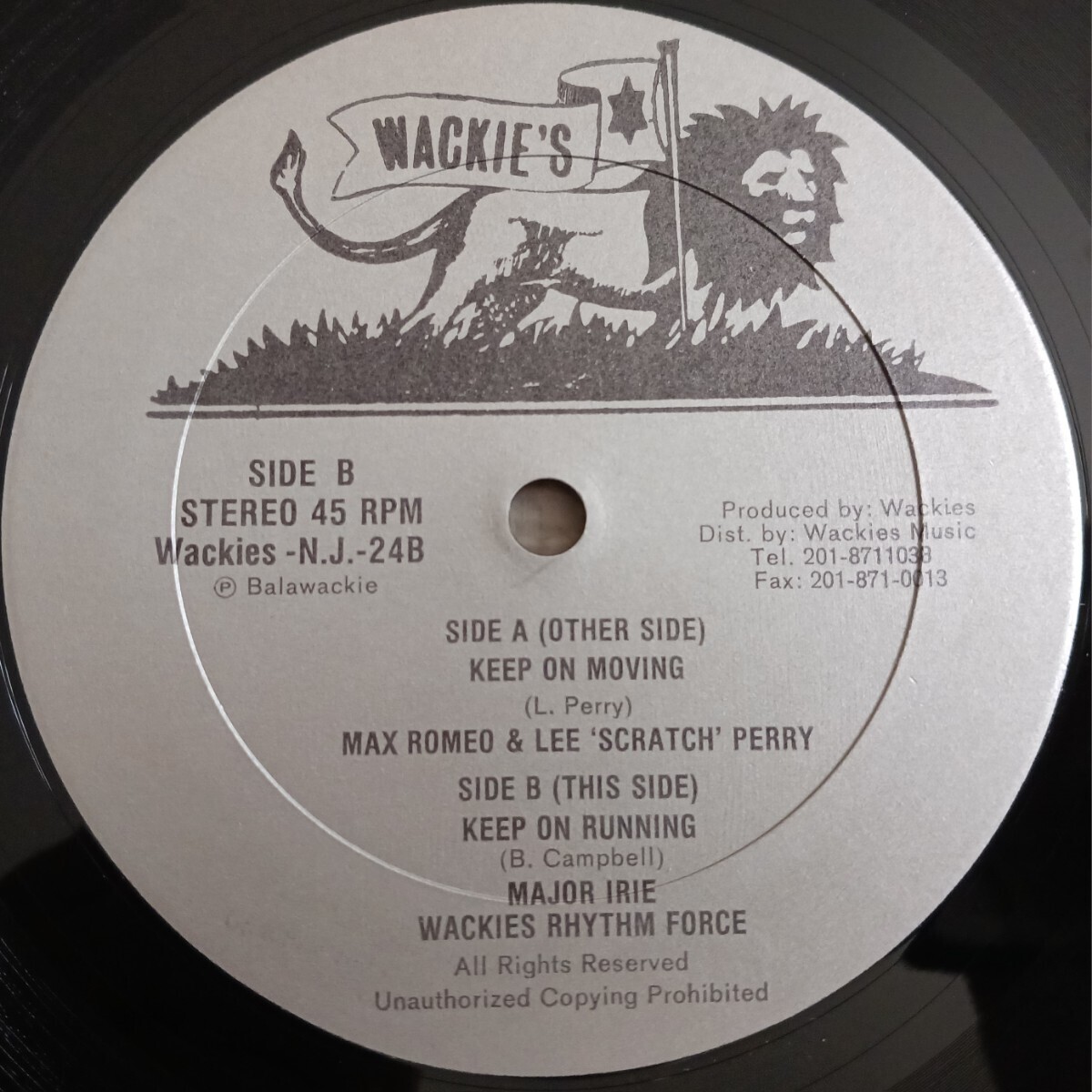 MAX ROMEO & LEE SCRATCH PERRY『KEEP ON MOVING』輸入盤１２インチシングルレコード / リー・ペリー / WACKIE'S / ワッキーズ_画像3
