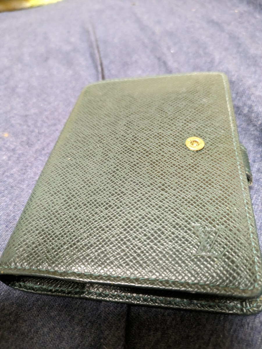  Louis Vuitton notebook 