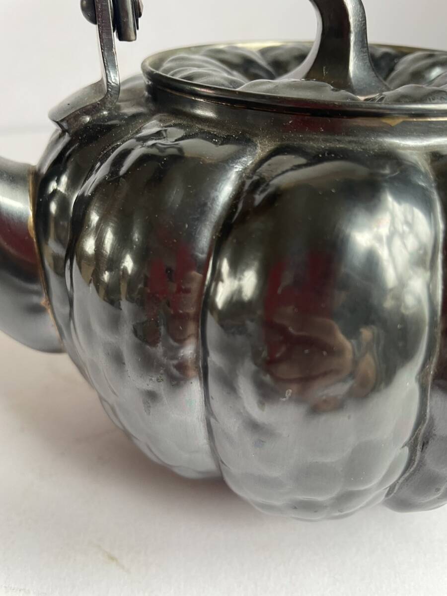 【和美】本物保証 吉栄堂 純銅製 打出 南瓜形 湯沸 在銘 湯沸 共箱_画像4