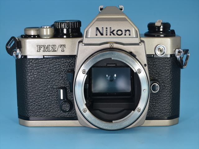 ★中古美品　ニコン　NIKON FM2/T チタンボディ　(No.T9014・・・)【実働品】　◆◆_画像2