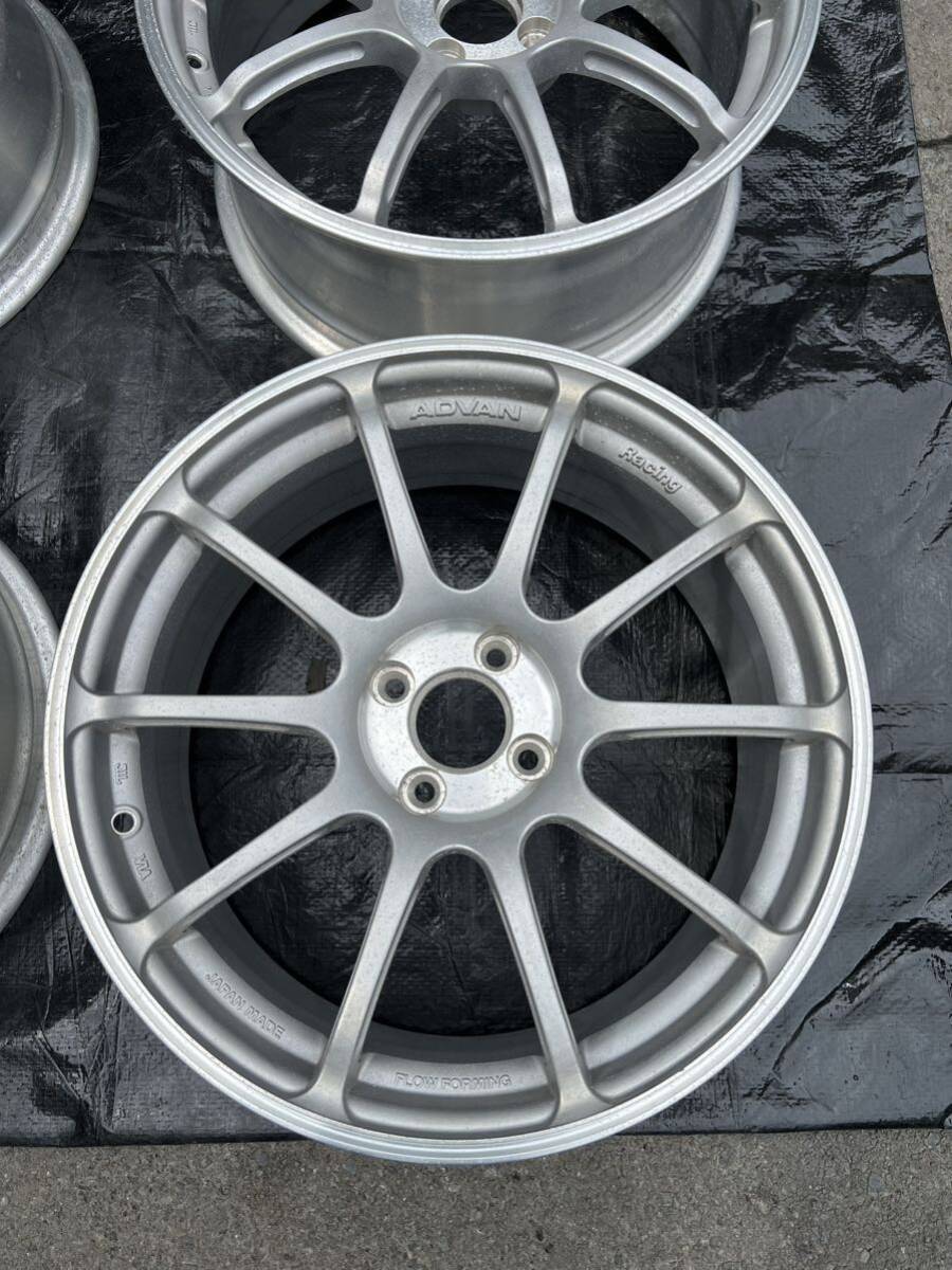 ADVAN Racing 17インチ　7.5j pcd98 ＋35 アバルト　軽量_画像4