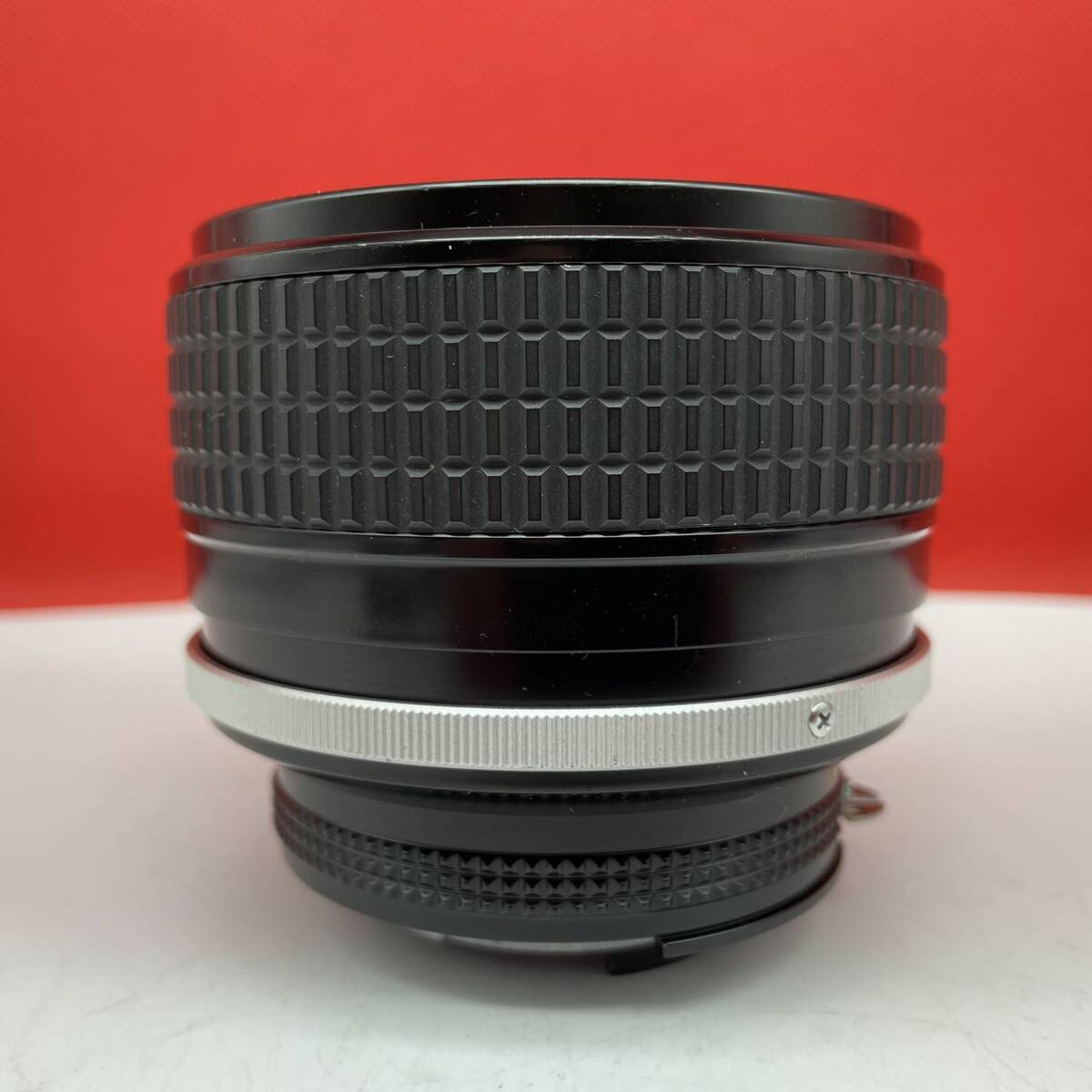 □ 防湿庫保管品 使用数回 Nikon NIKKOR 85mm F1.4 Ai-s カメラレンズ 単焦点 マニュアルフォーカス ニコン_画像5