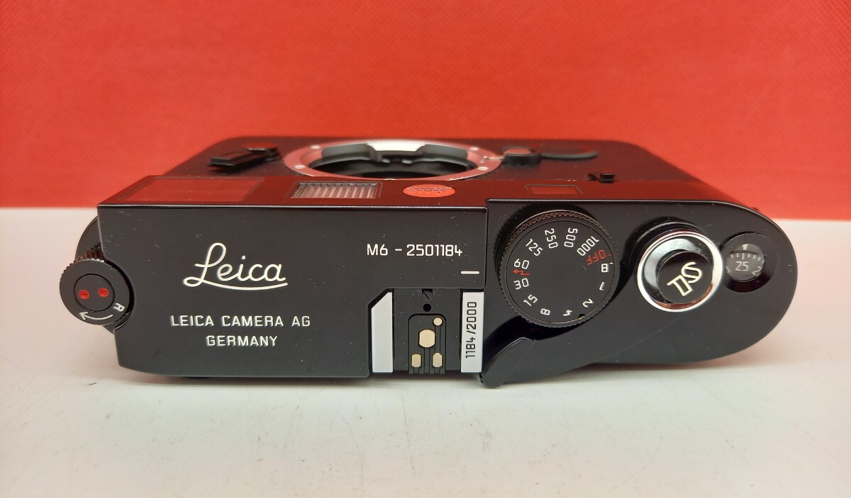 ■防湿庫保管品 使用浅 Leica M6 ボディ ブラック フィルムカメラ 動作確認済 シャッター、露出計OK レンジファインダー ライカ_画像5