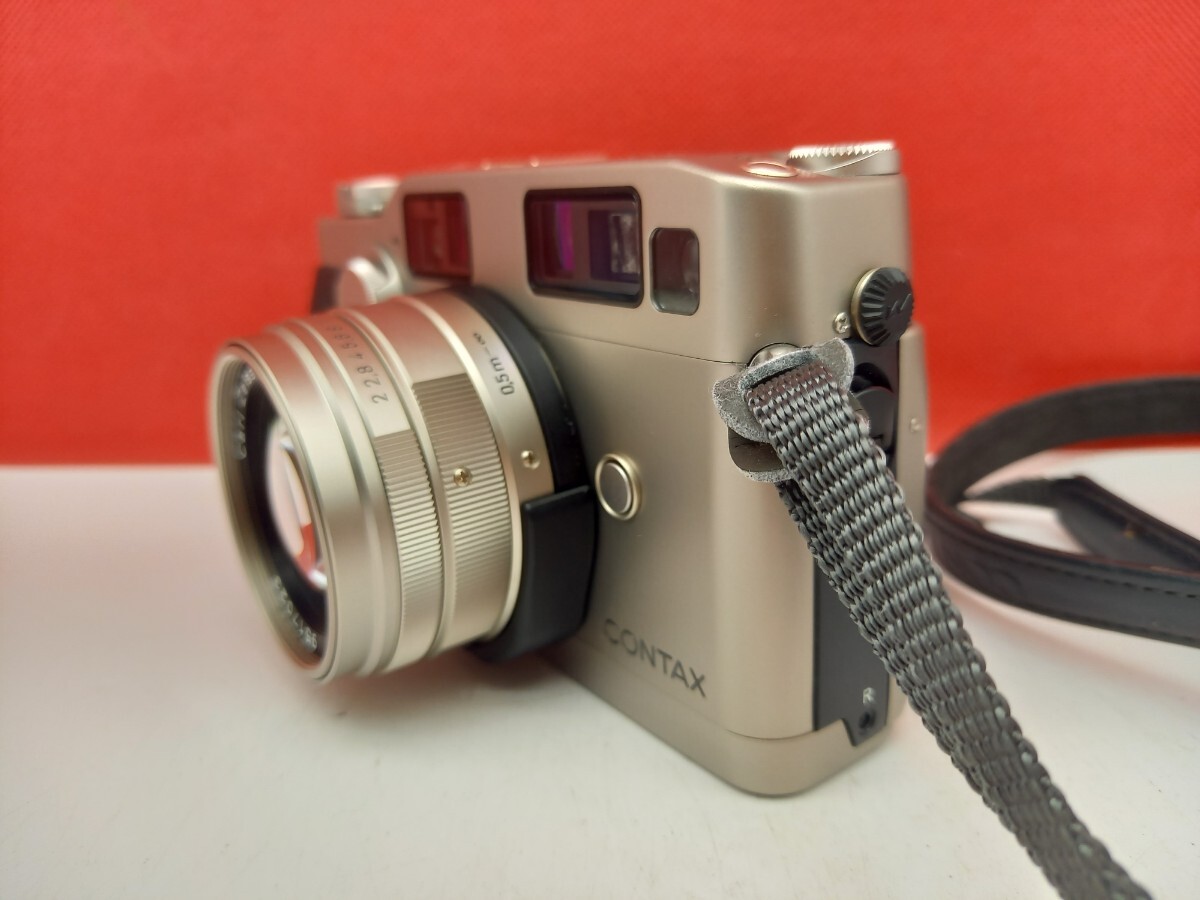 ■ CONTAX G2 レンジファインダー フィルムカメラ Carl Zeiss Planar 2/45 T* レンズ 動作確認済 シャッターOK コンタックスの画像2