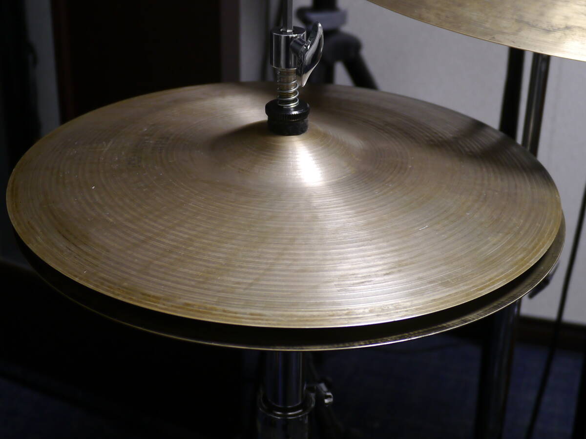 ◎７０sA Zildjian New Beat 14"Hihats 970g & 1370g送料無料　美音　demo音源◎_画像1