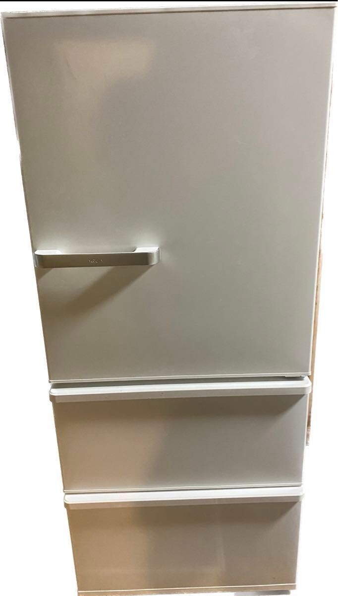 22年製 美品 AQUA ノンフロン冷凍冷蔵庫 3ドア 高年式  おしゃれ アクア 冷凍冷蔵庫 インテリア 野菜室 ホワイト