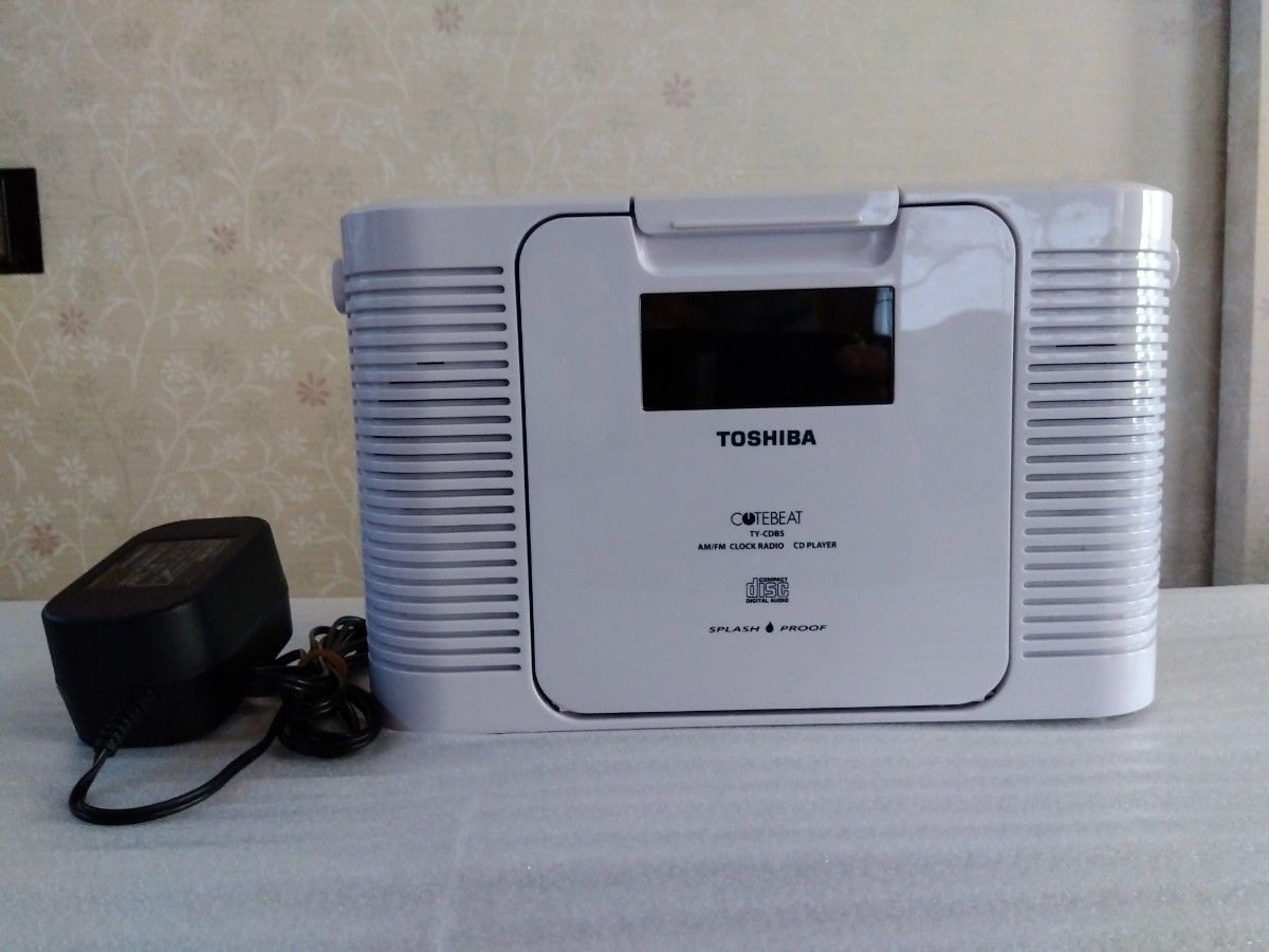 東芝 CDクロックラジオ TY-CDB5 ACアダプター付き