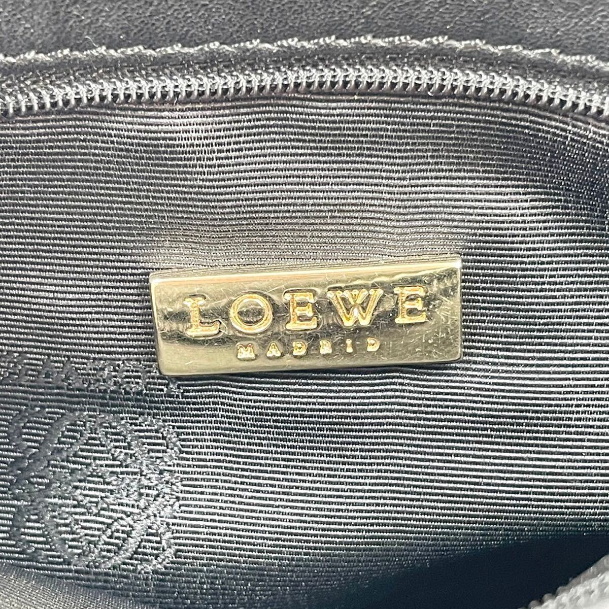 【美品】LOEWE ロエベ ショルダーバッグ サコッシュ ポシェット メンズ レディース ビジネス レザー 斜め掛け アナグラム ブラック 黒の画像10