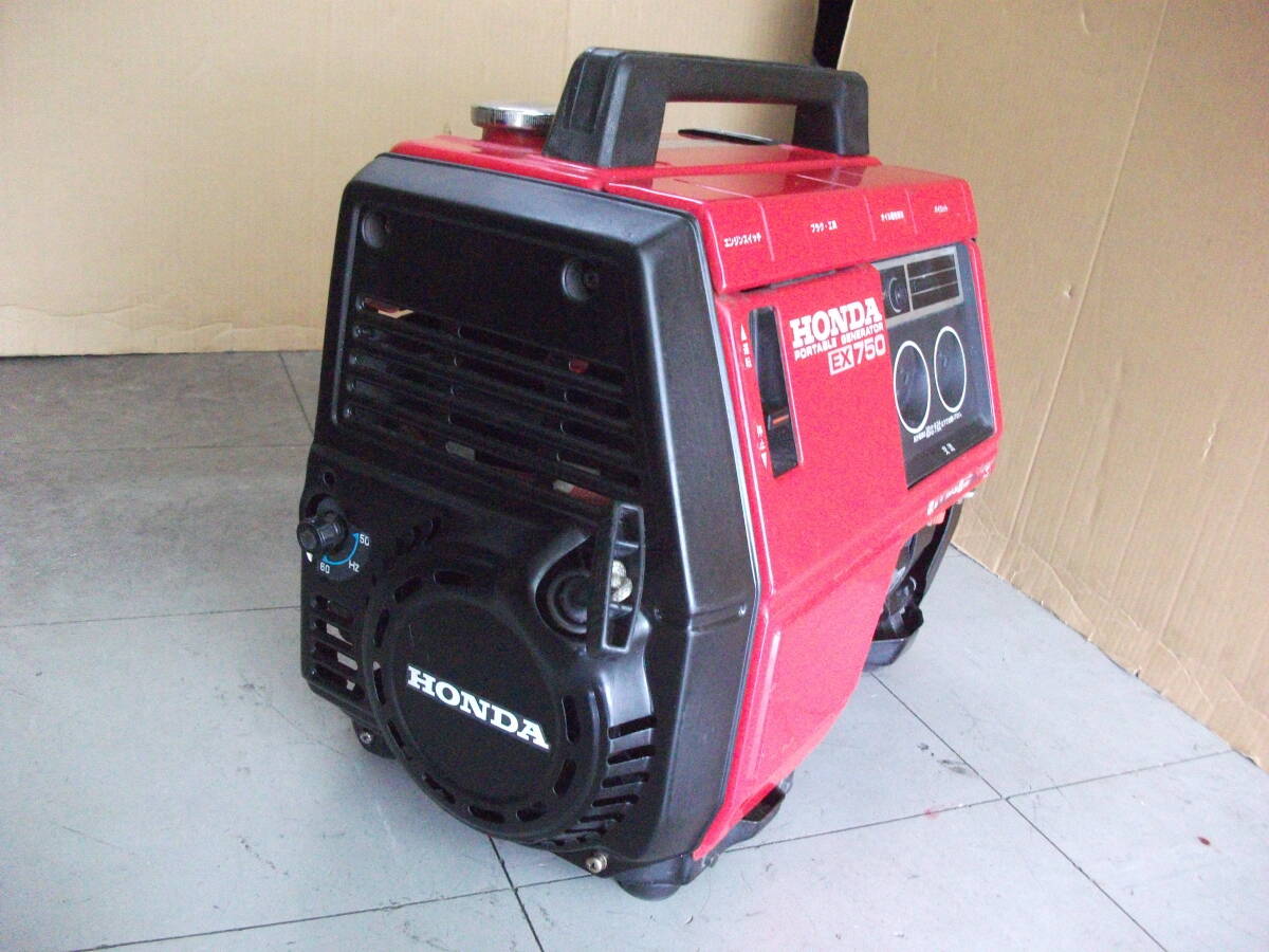  generator * Honda 4 cycle (4 stroke ) engine type generator / portable 