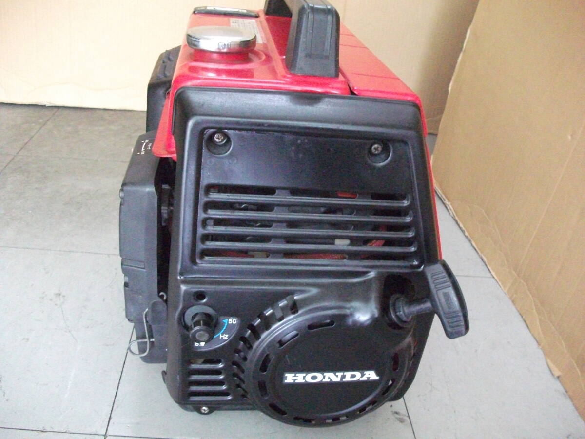  generator * Honda 4 cycle (4 stroke ) engine type generator / portable 