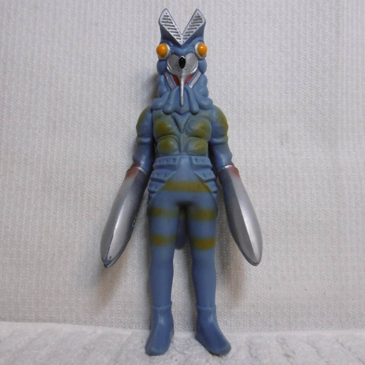 ☆ウルトラ怪獣 ソフビ　宇宙忍者 バルタン星人 ２０１３ 円谷プロ　ウルトラマン☆中古品_画像2