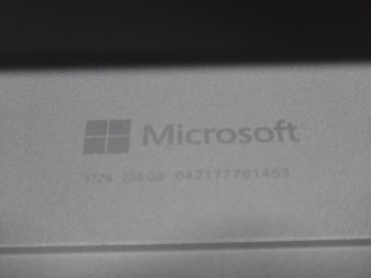 Surface pro Model 1724 中古Windowsタブレット Intel Core i5-6300U 8GB 256GB 12.3インチ Windows10 無線LAN Bluetooth カメラ ジャンク_画像9