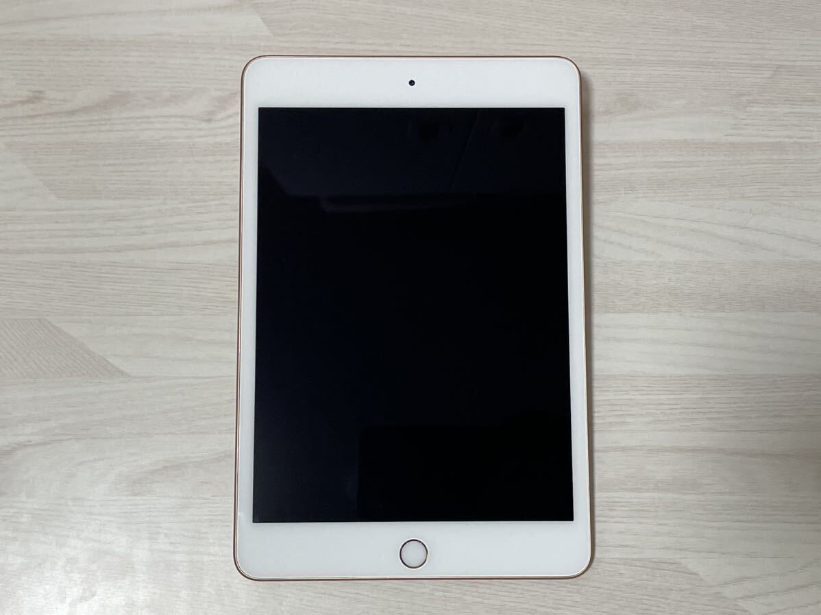 【中古】【美品】Apple iPad mini（第5世代/2019） Wi-Fiモデル 64GB ゴールド MUQY2J/Aの画像2