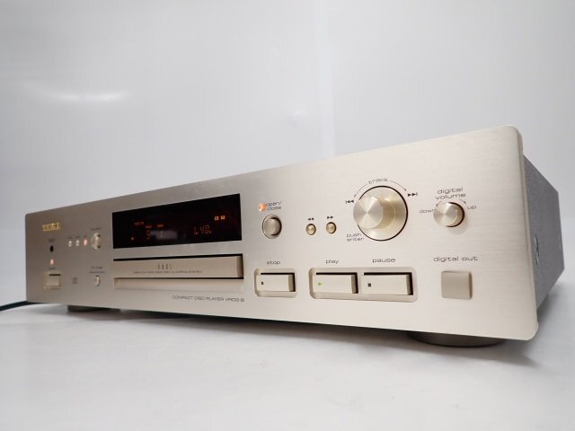 TEAC VRDS-8 ティアック CDデッキ CDプレーヤー コンパクトディスクプレーヤー 動作品 ∬ 6E2BE-4の画像1