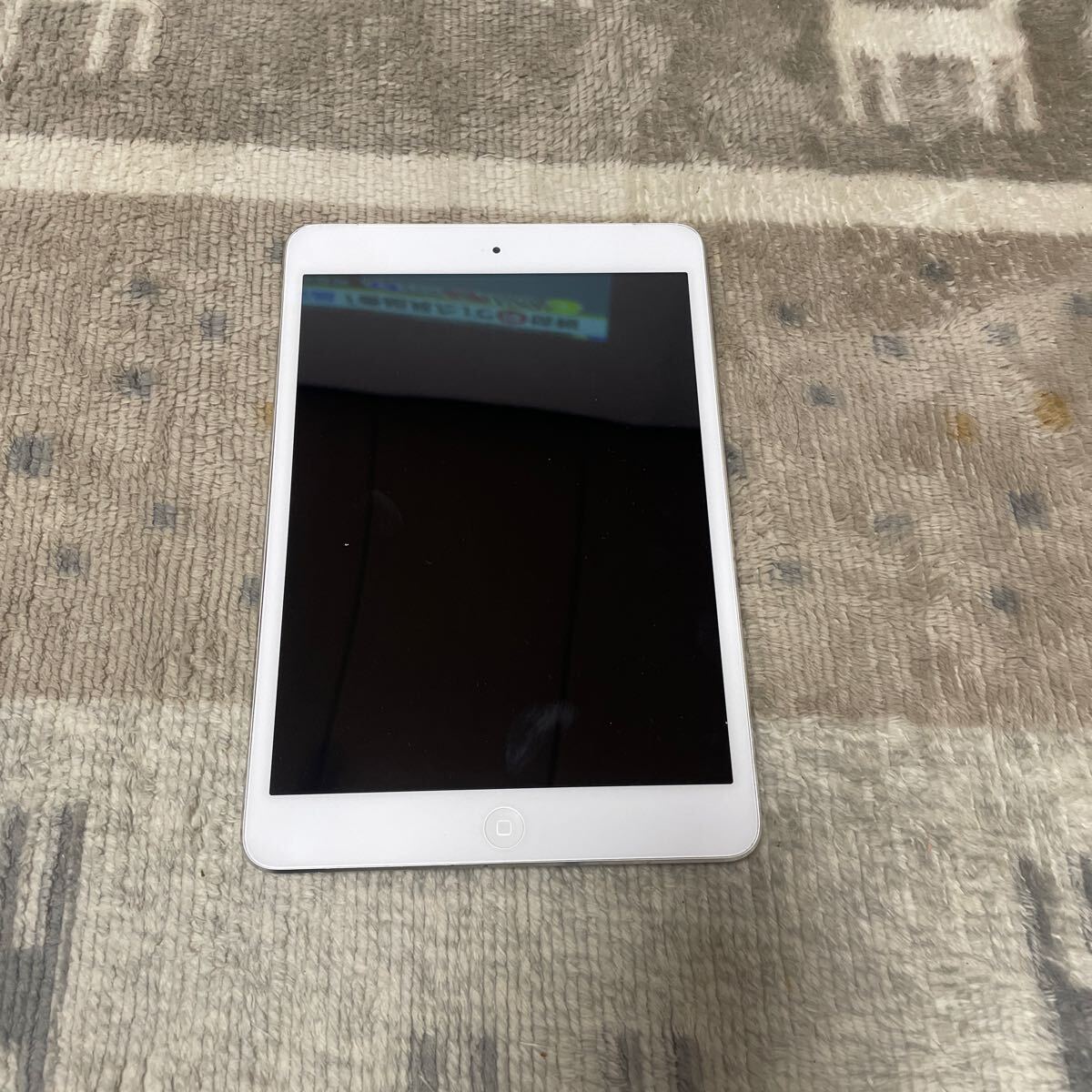 「美品」NO.4 iPad mini Wi-FiCellular 16GB ホワイト&シルバー MD543J/A 本体　Softbank 利用制限○Apple 送料無料　5_画像1