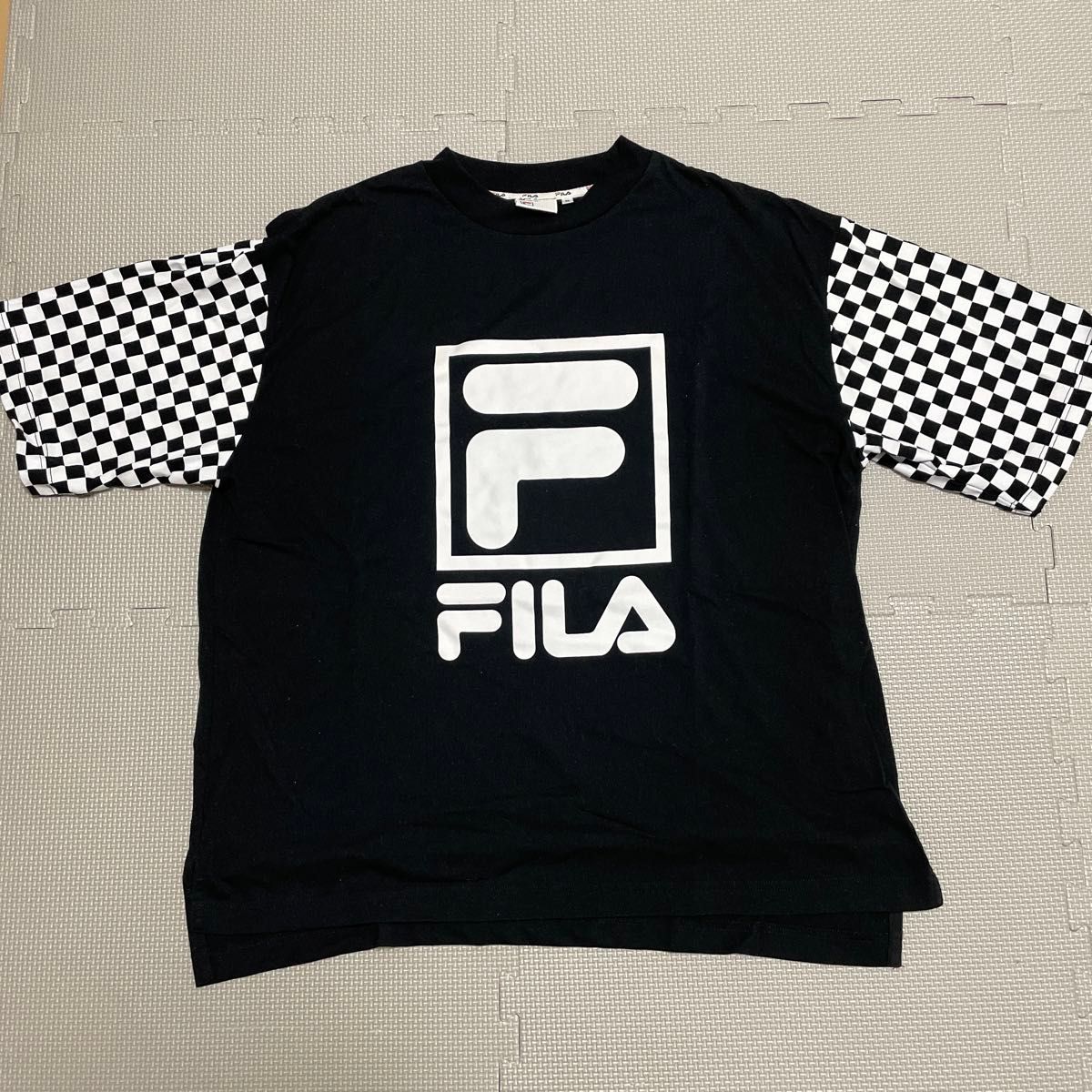 FILA ROSE BUD ローズバッド　Tシャツ　レディース　トップス ブラック 半袖