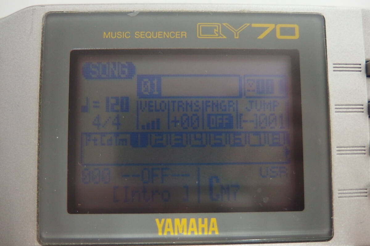 *YAMAHA Yamaha sequencer rhythm machine QY70