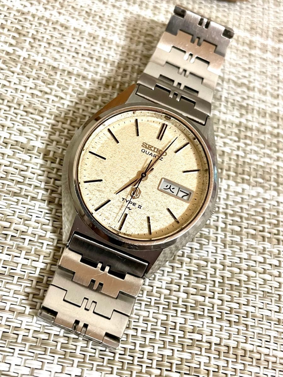 [1976年製:希少美品/稼働]SEIKO セイコー TYPEⅡ シャンパンゴールド+シルバー/46型/デイデイト/腕時計