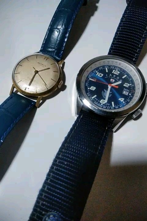・アンティーク腕時計、クォーツ腕時計※セット売りです。※おまけ付き※