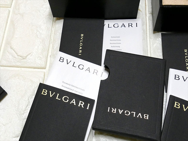 BVLGARI ブルガリ 空箱　　腕時計　BOX ケース　冊子　付属品　2個_画像4