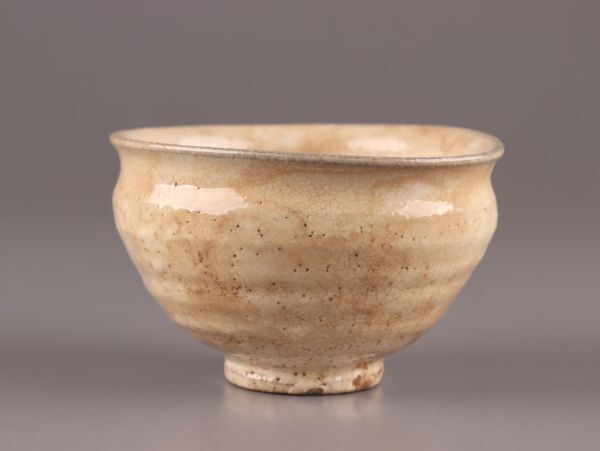 古美術 朝鮮古陶磁器 李朝 粉引 熊川形 茶碗 時代物 極上品 初だし品 C5930の画像5