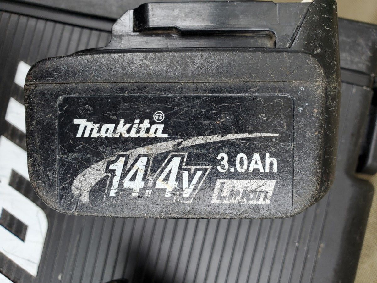 マキタ インパクトドライバー バッテリー付 BOX付き 電動工具 makita