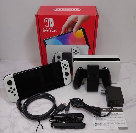 ■【中古】任天堂◆ニンテンドースイッチ 有機ELモデル 本体◆Nintendo Switch Joy-Con(L)/(R) ホワイト◆ -36-_画像1