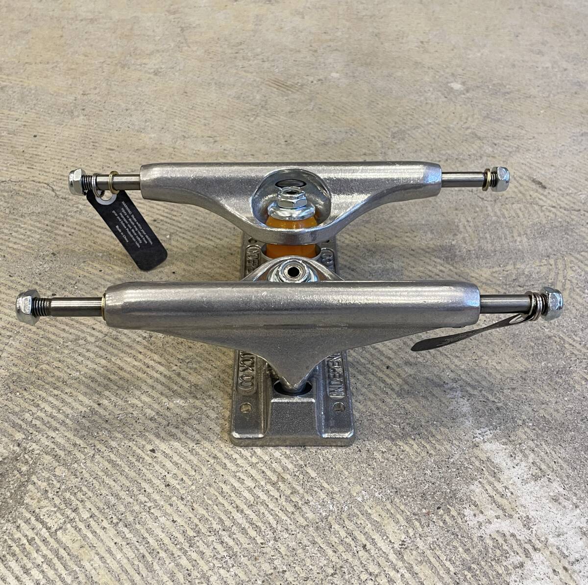 新品 INDEPENDENT TRUCKS STAGE 11 HOLLOW STANDARD(Hi) SILVER 144 インディペンデント トラック ステージ11 2 ホロー スタンダード ハイ