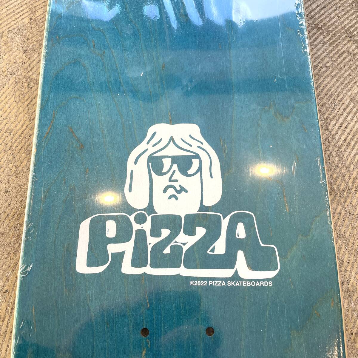 新品送料無料 PIZZA STENCIL LOGO DECK 8.25 inc ピザスケートボード ステンシル ロゴ デッキ 板 スケボー 水色 ブルー