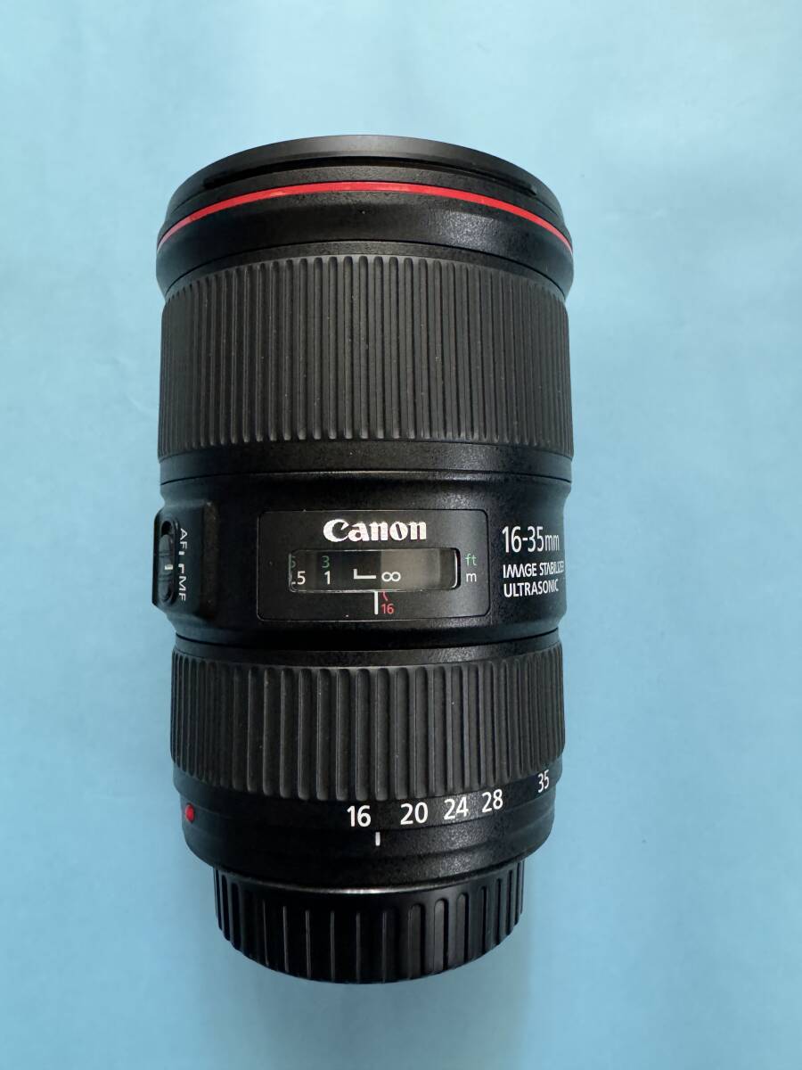 ☆EF16-35mm F4L IS USM 中古美品です！_画像2