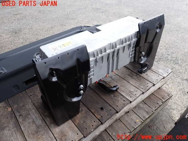 2UPJ-10836911]BMW アクティブハイブリッド5(AH5)(FZ35)F10 ハイブリッドバッテリー1 中古_画像2