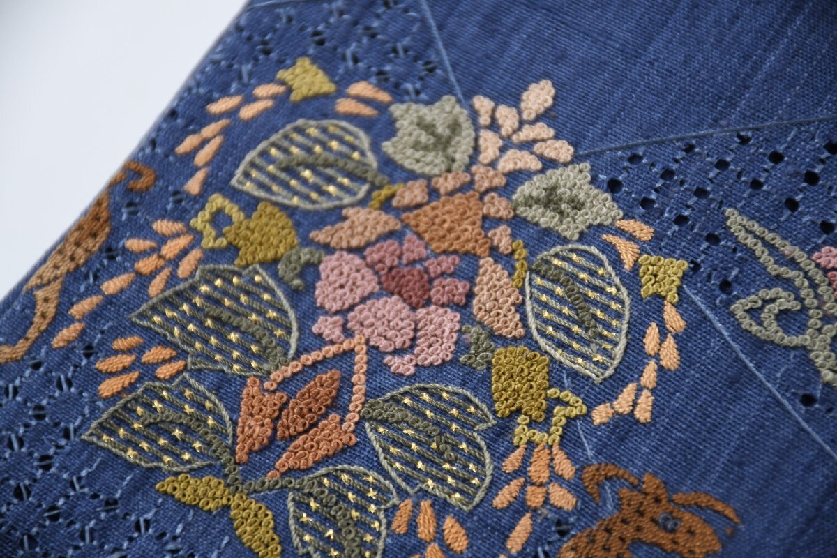 名古屋帯 中国刺 刺繍 汕頭刺繍 紬地 鹿 更紗 紺 帯丈364cm ★着物屋 ne-9850 桜庭呉服店_画像9