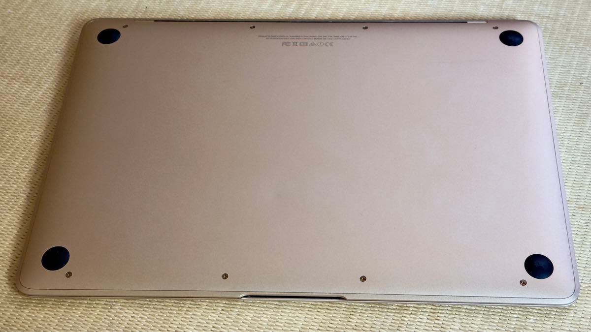 MacBook (Early 2015)1.3GHz メモリ8GB SSD512GB ゴールド　ジャンク扱い
