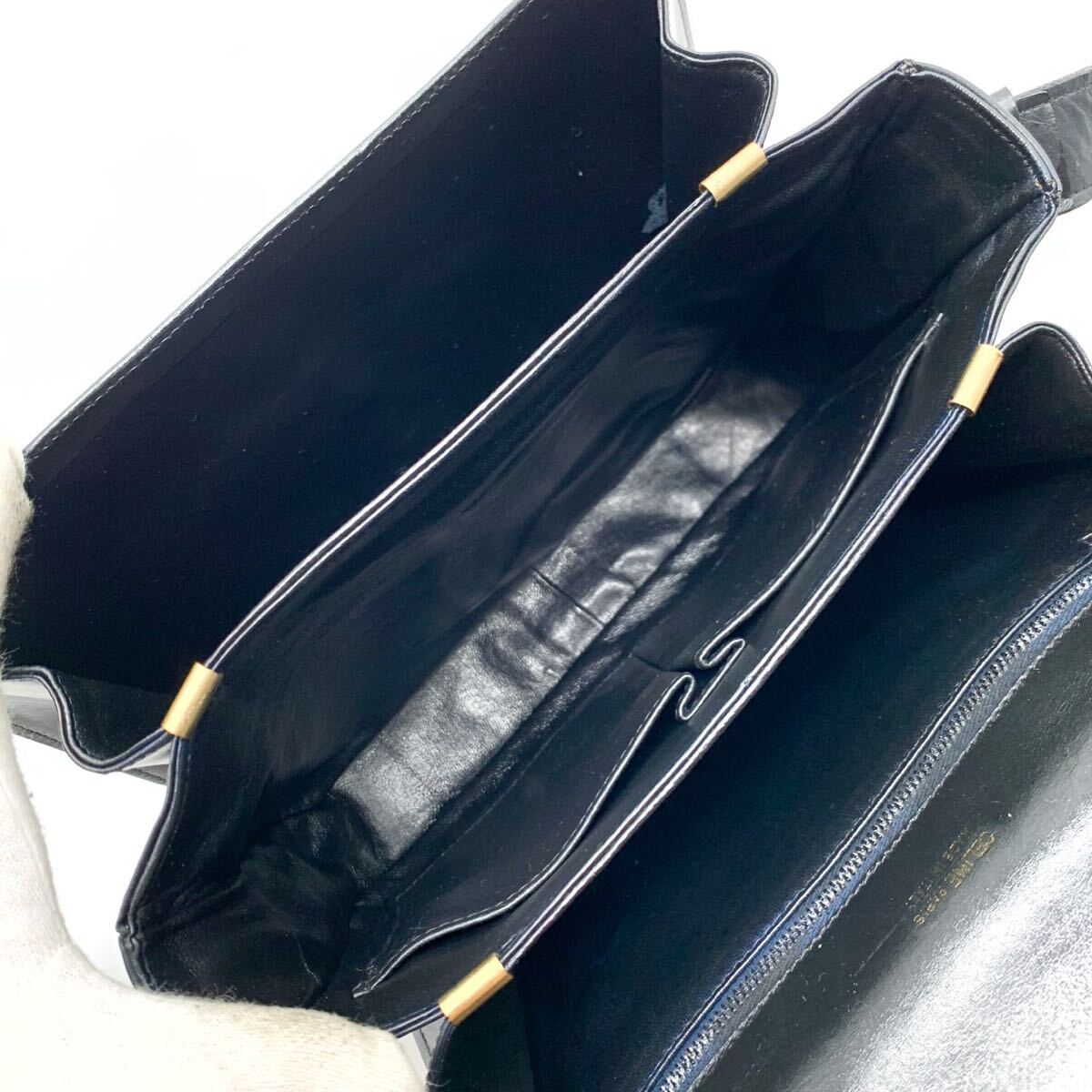 1 иен [ первоклассный ]CELINE Celine сумка на плечо большая сумка Trio mf металлические принадлежности Gold заслонка машина f кожа натуральная кожа черный плечо .. Macadam 