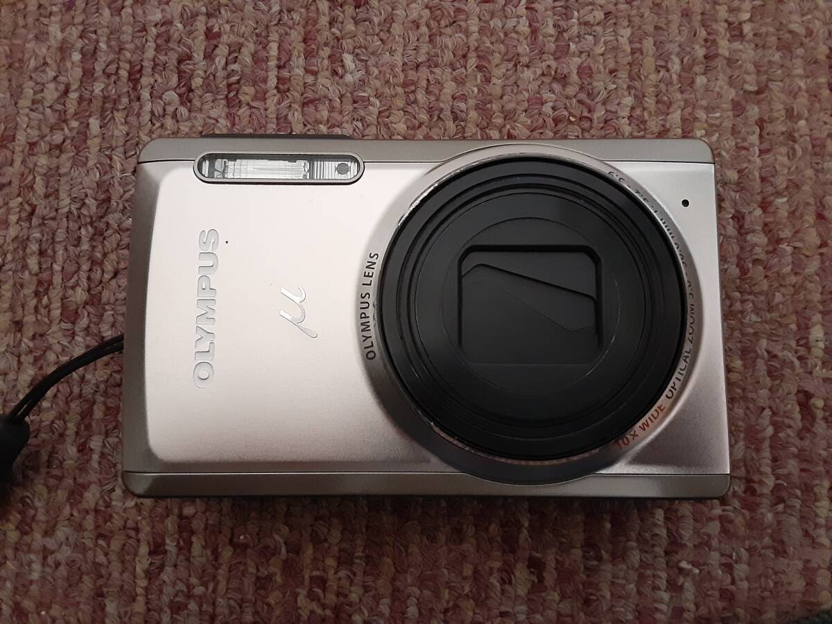 OLYMPUS オリンパス デジタルカメラ μ-9010 ※バッテリーなし。の画像1