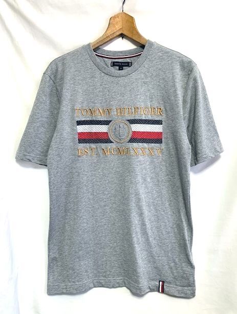 ★美品　TOMMY HILFIGER トミーヒルフィガー　ロゴ刺繍 オーガニックコットン クルーネックTシャツ グレー M_画像1