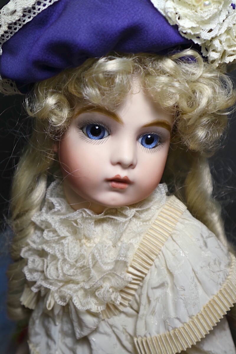  finest quality. beautiful young lady yellowtail .( yellowtail . body ) by domestic author .. approximately 60cm/ interior West antique jumo-a-te- beautiful young lady Gothic and Lolita Meissen 