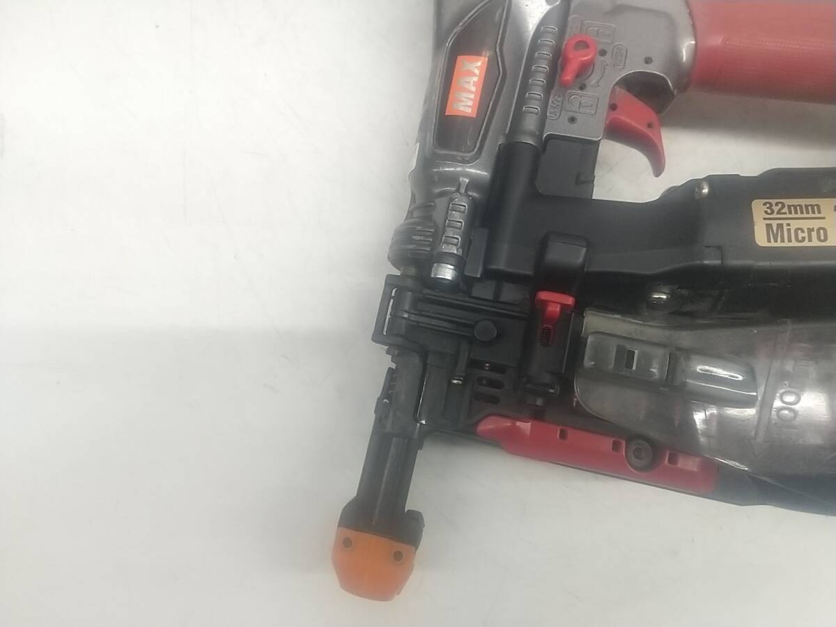 中古品】☆マックス(MAX) 高圧接続ターボドライバ HV-R32G1 中古品】☆マックス(MAX) 高圧接続ターボドライバ HV-R32G1