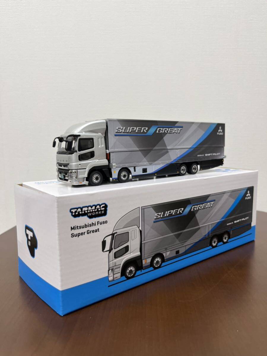 Tarmac Works 1/64 三菱 Mitsubishi Fuso Super Great_画像1