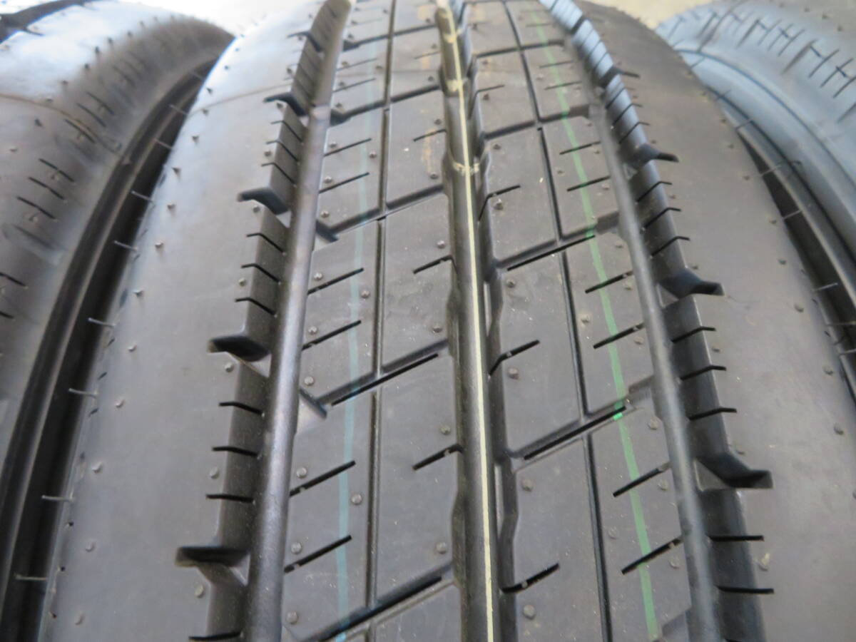 新車外し　ダンロップ　ENASAVE SPLT38A　205/75R16　113/111L LT　2023年製　夏4本_画像2