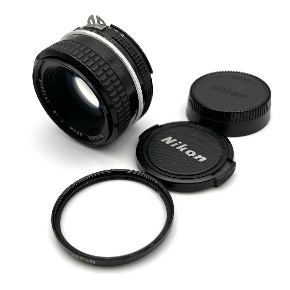 Nikon ニコン Ai NIKKOR 50mm 1.8 単焦点レンズ 標準レンズ カメラレンズ 中古 現状品_画像1