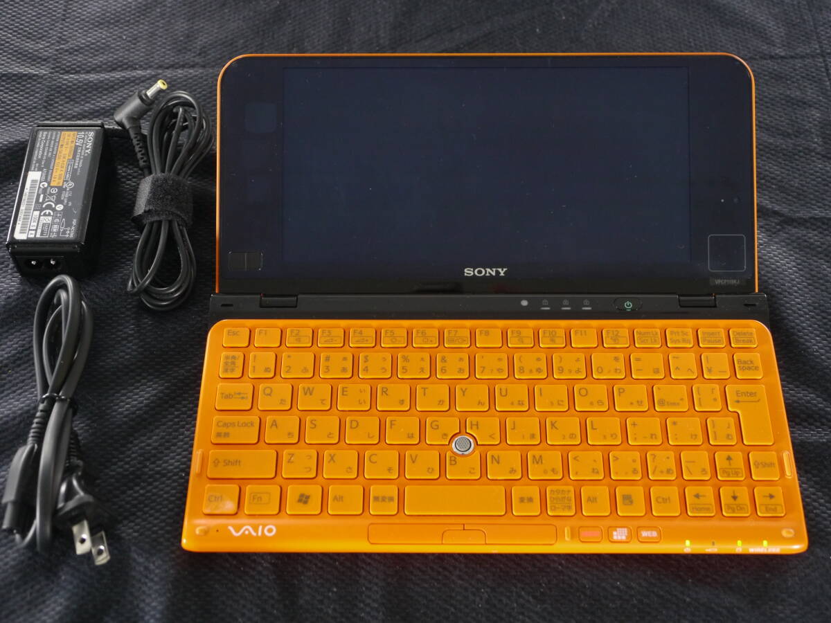 SONY VAIO P VPCP119KJ/D Orange オレンジ (Atom Z530/2GB/64GB SSD/8inch/Windows 10 Home/Office) 動作確認済の画像1