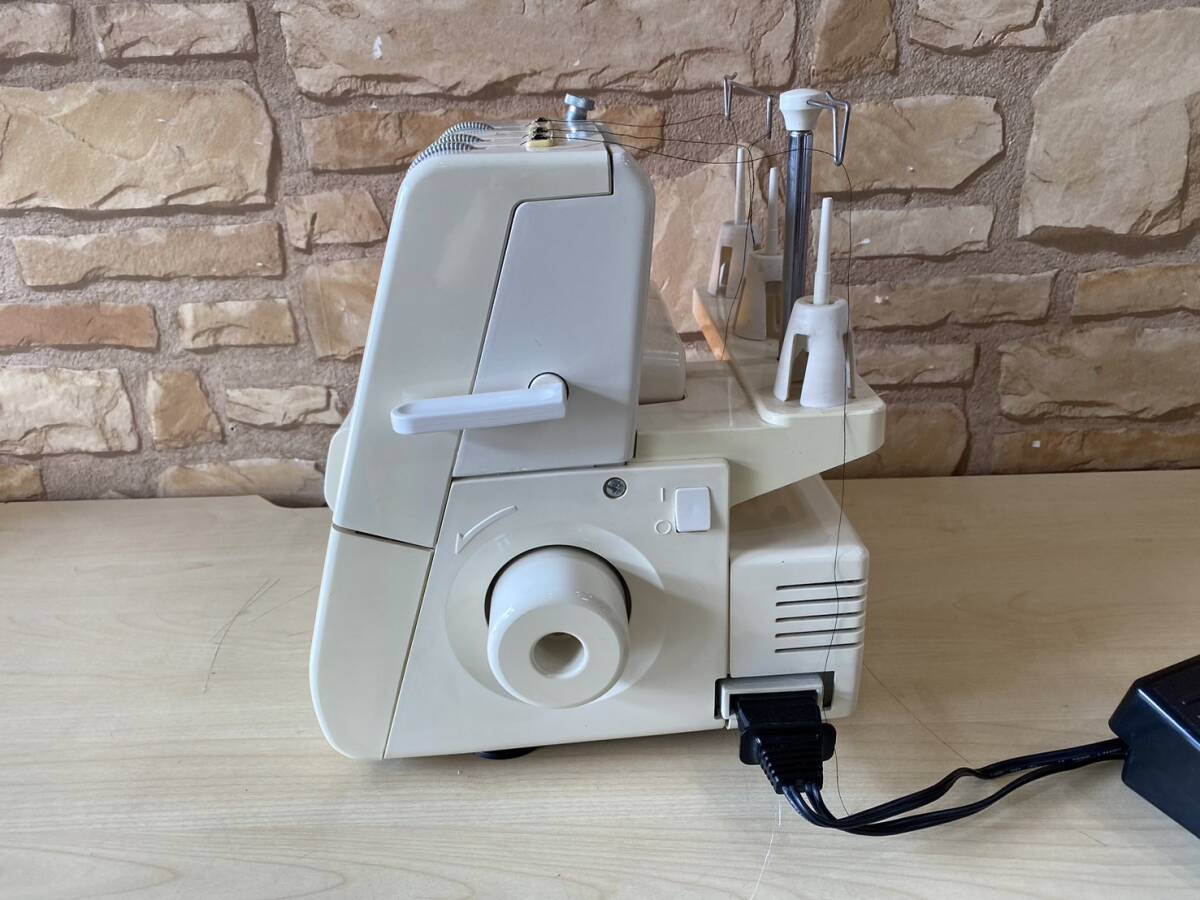 brother( Brother ) overlock sewing machine *Home Lock*{TE4-B233} electrification *.... has confirmed *1 jpy start * junk *