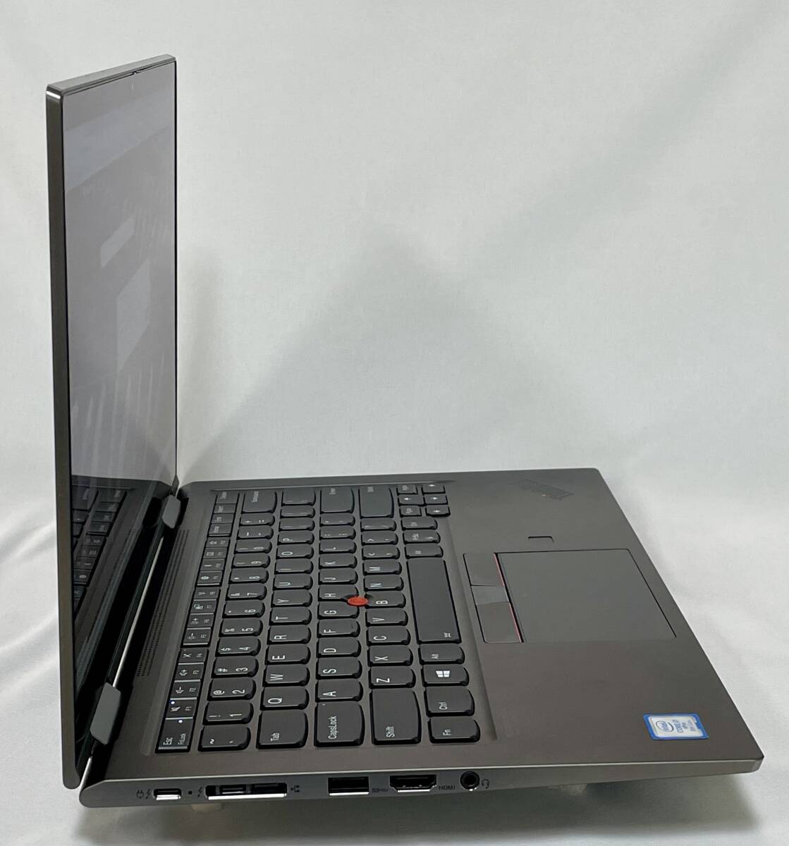 ほぼ未使用 ThinkPad X1 Yoga - MS Office 2021付き - CPU i7 / MEM 16GB / SSD 512GB / 2K LCD / Win11 Pro 64の画像8