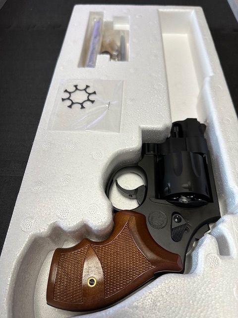 タナカモデルガン Smith&Wesson PERFORMANCE CENTER M327 R8 2インチver.2の画像7