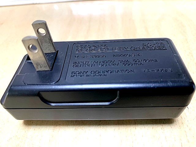 送料350円～　SONY　ソニー　Ni-Cd　バッテリーチャージャー　BC-7R　通電確認済み_Ni-Cd　バッテリーチャージャー　BC-7R