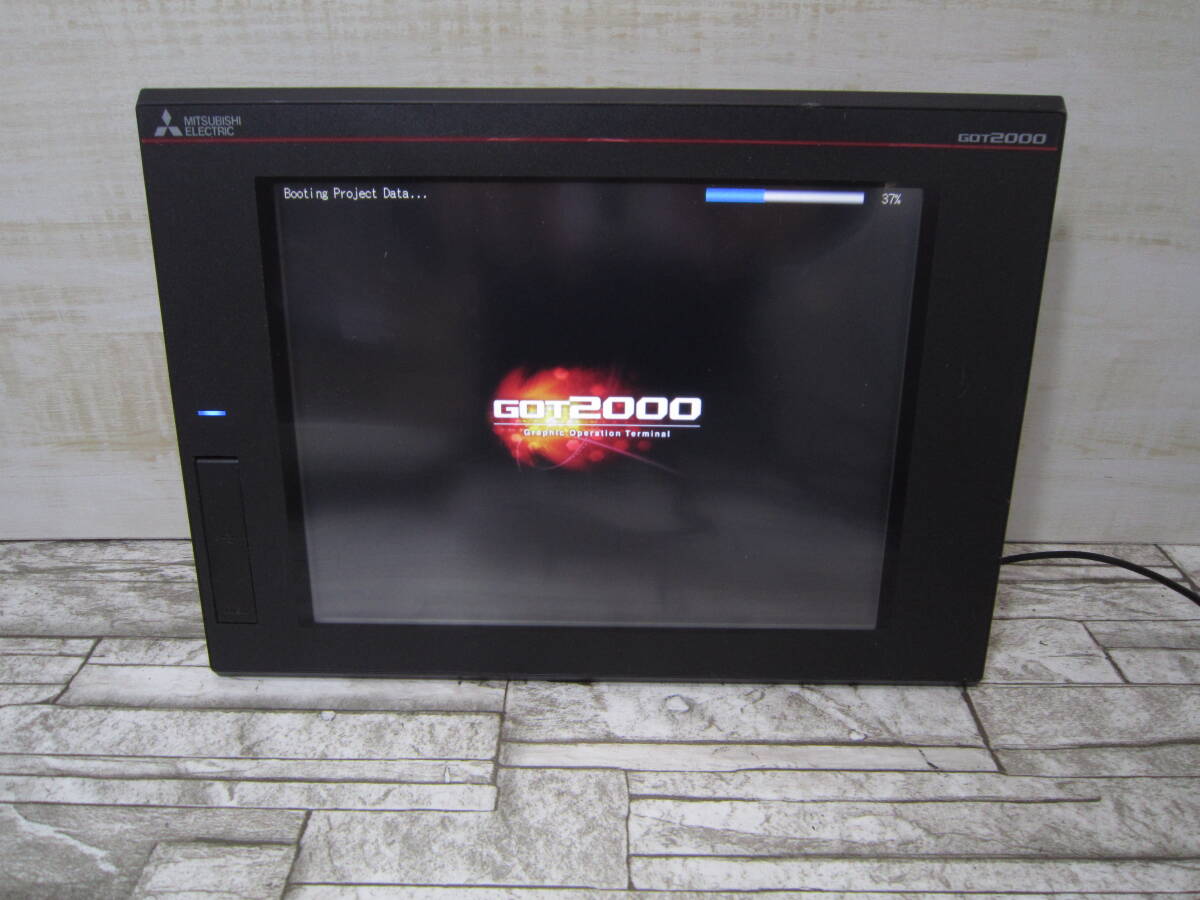 MITSUBISHI 三菱電機 GOT2000 GT2710-STBD タッチパネル 表示器の画像1
