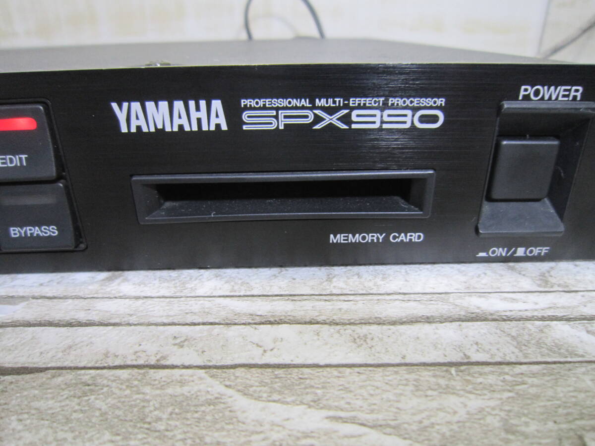 **YAMAHA Yamaha SPX990 multi effector **